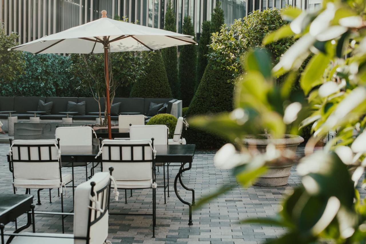 Hotel Pacai, Vilnius, A Member Of Design Hotels Luaran gambar The terrace of the restaurant