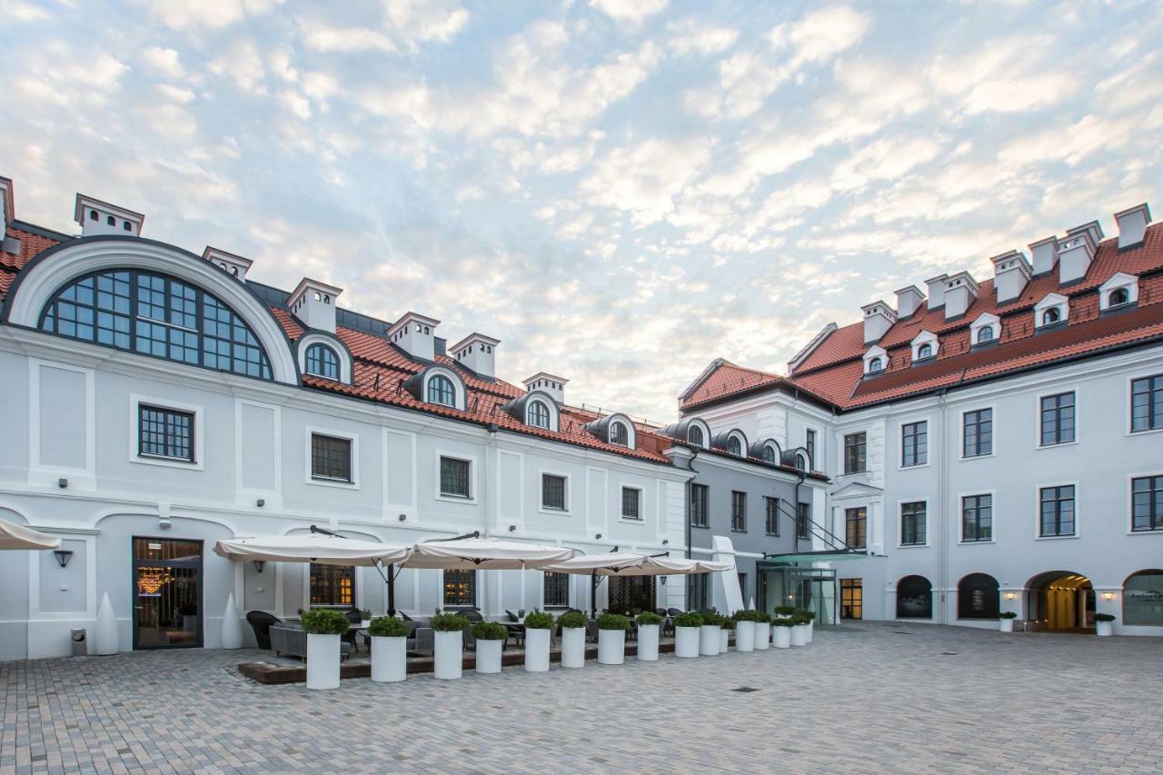 Hotel Pacai, Vilnius, A Member Of Design Hotels Luaran gambar The courtyard of the hotel