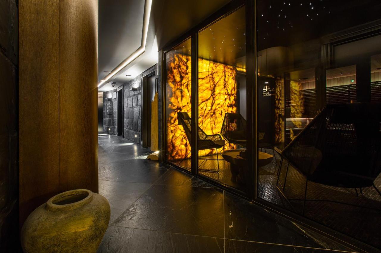 Hotel Pacai, Vilnius, A Member Of Design Hotels Luaran gambar The interior of the hotel